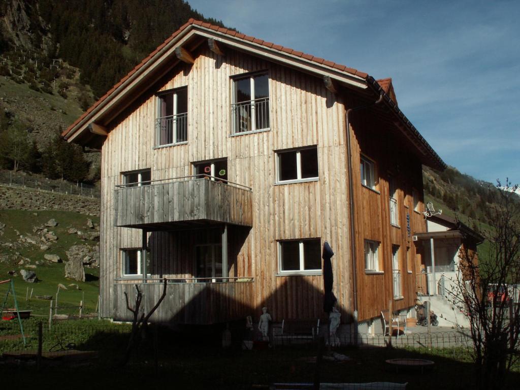 Ferienwohnung Gaestehaus Fuerlauwi Meien Exteriör bild